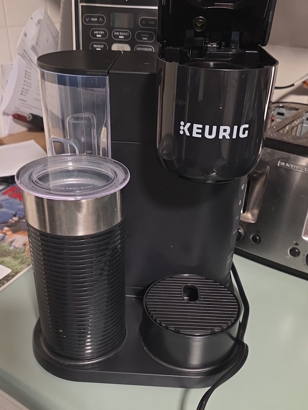 Keurig Black Single-Serve Coffee Maker with Milk Frother